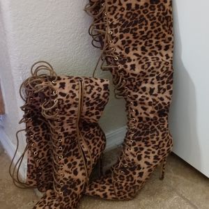 Cheetah print heeled boots sz 10
